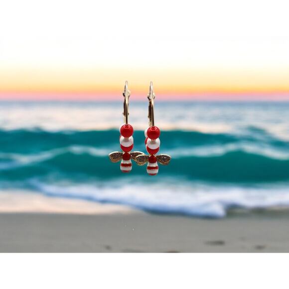 Red and White bead bracelet with matching colored bee with diamond rhinestones - Picture 4 of 5